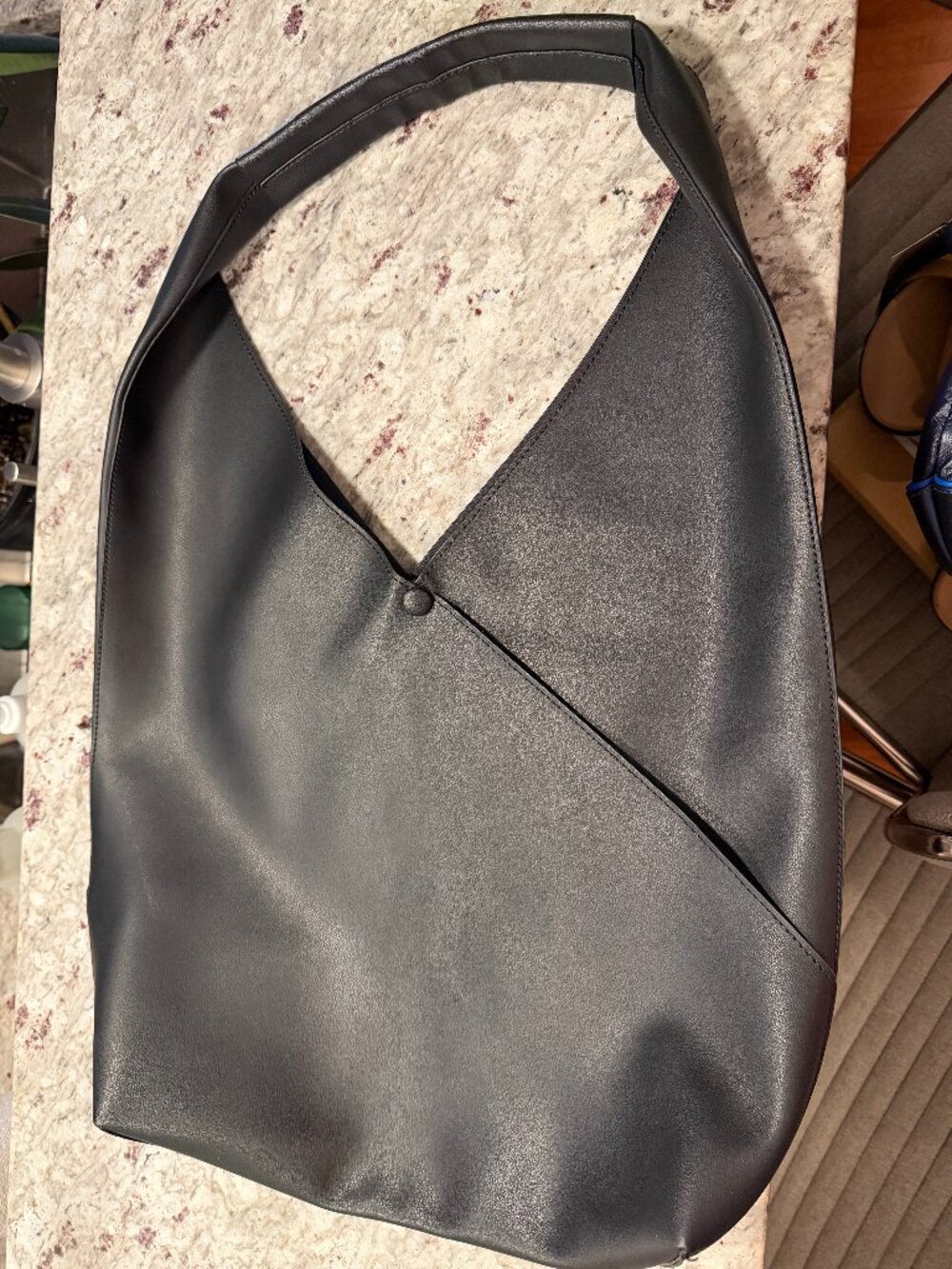Stelen Bag